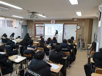 �۰��� �Բ� �ϴ� ���� ����(������ �Ҽ���... ÷���̹���