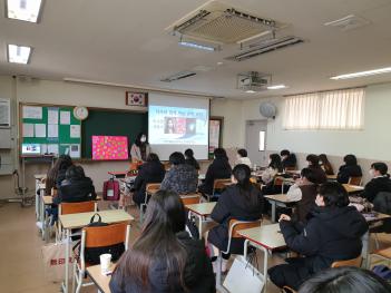 2020 �۰��� �԰� �ϴ� ���� ����(�̼ҿ� ��... ÷���̹���