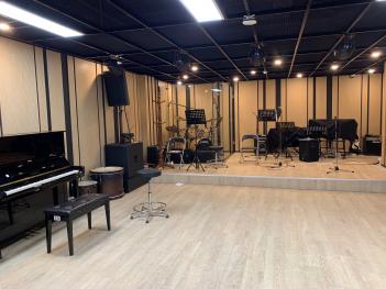 ���ǰ� ���ǽ�(�ǿ����ǽ�) ÷���̹���