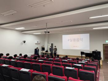 �ǿ����� Ư�� ÷���̹���